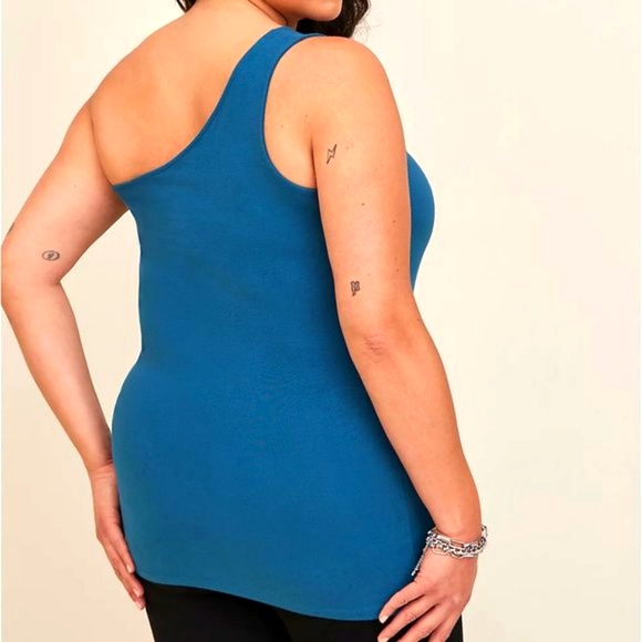 ❤️NWT VINTAGE TORRID CUTOUT ONE SHOULDER TOP CAMI TANK FITTED BLUE - SIZE 3X - Picture 3 of 10